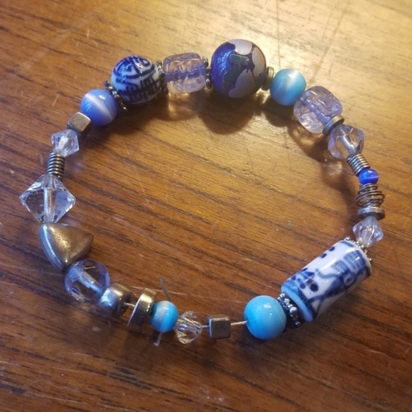 Jewelry - Vintage Handmade Beaded Bracelet